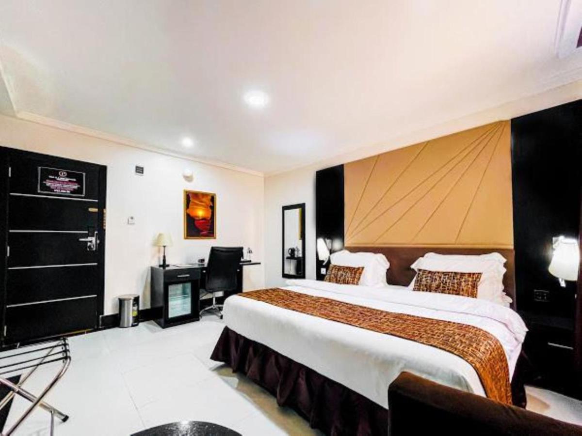 Pasadena Suites Lekki Dış mekan fotoğraf